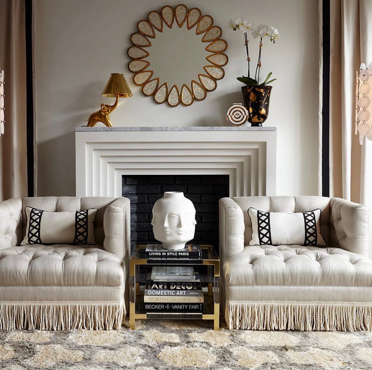 Cassandra Side Table