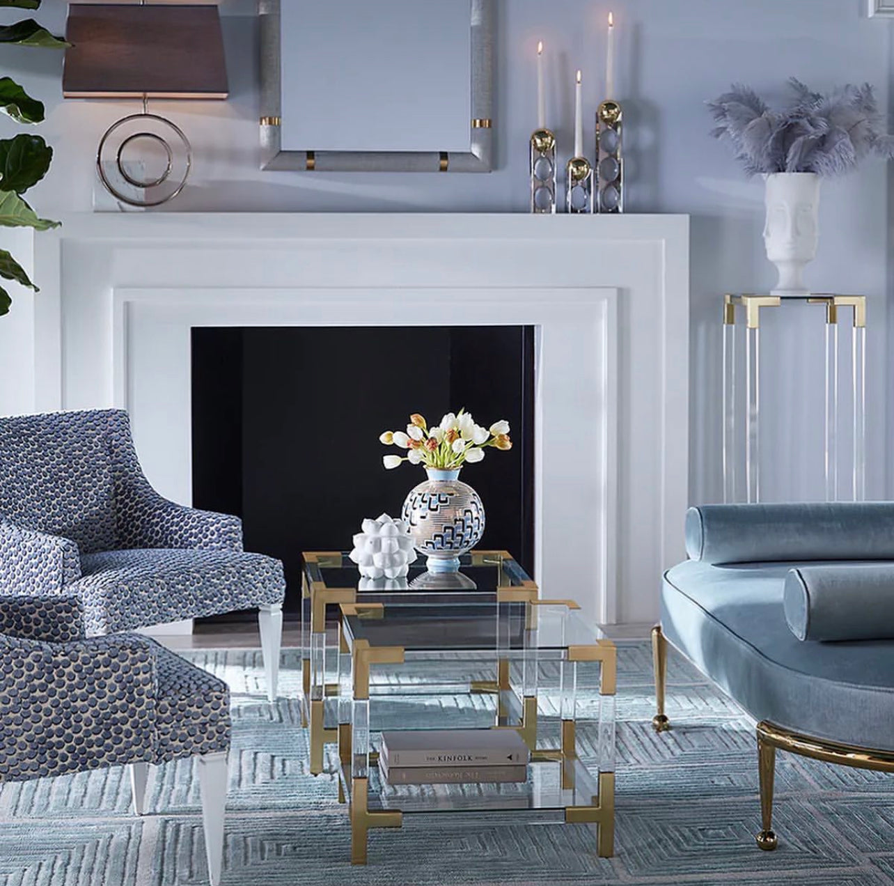 Cassandra Side Table