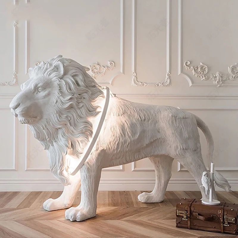 Narnia Floor Lamp