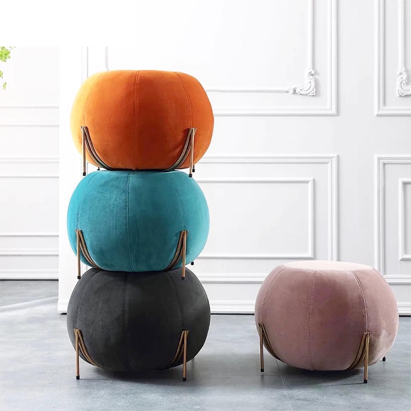 Pompom Ottoman
