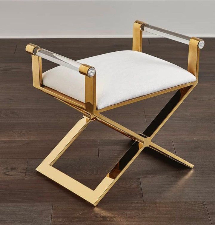 Cassandra Mini Bench