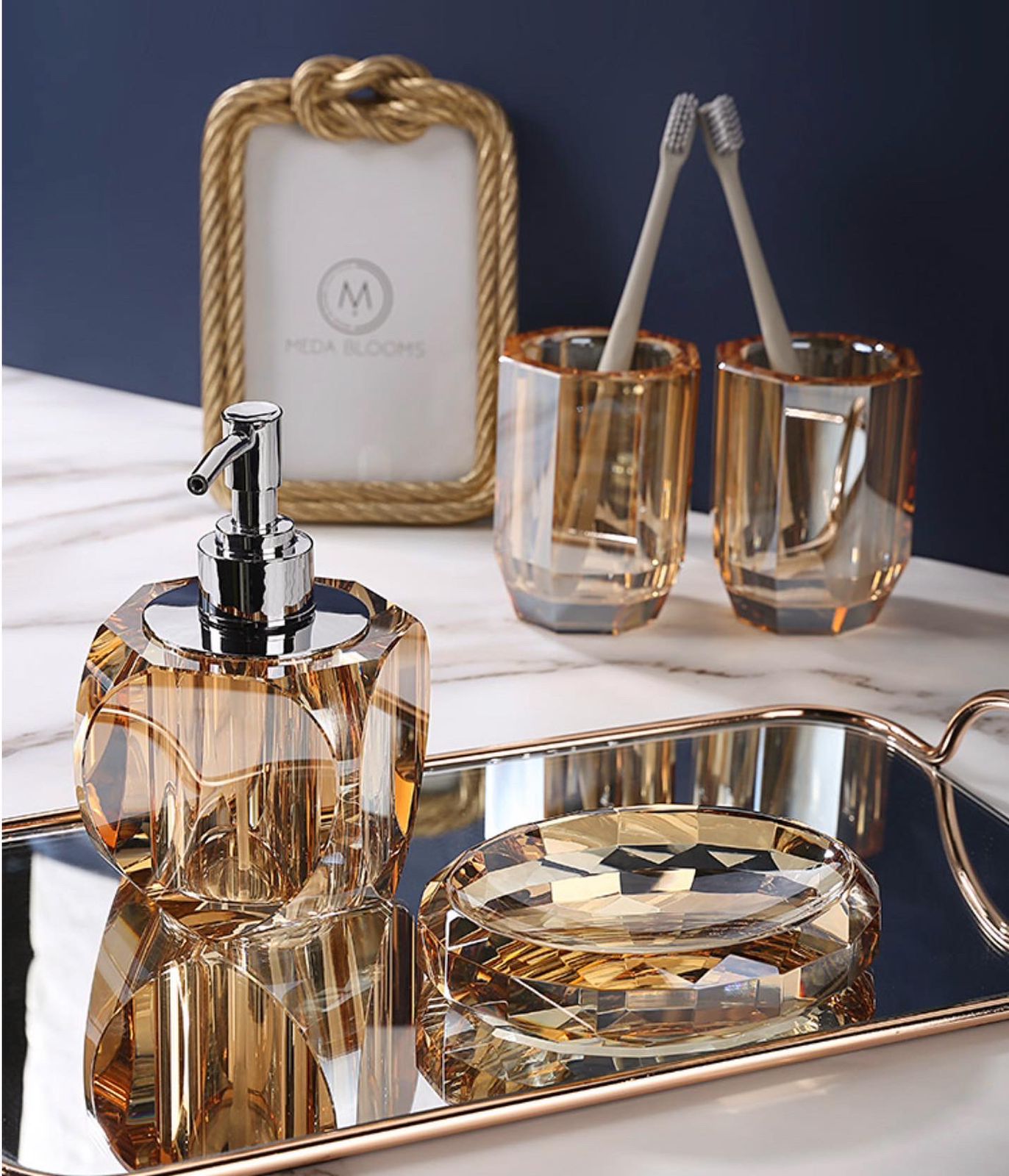 Tatania Crystal Bathware