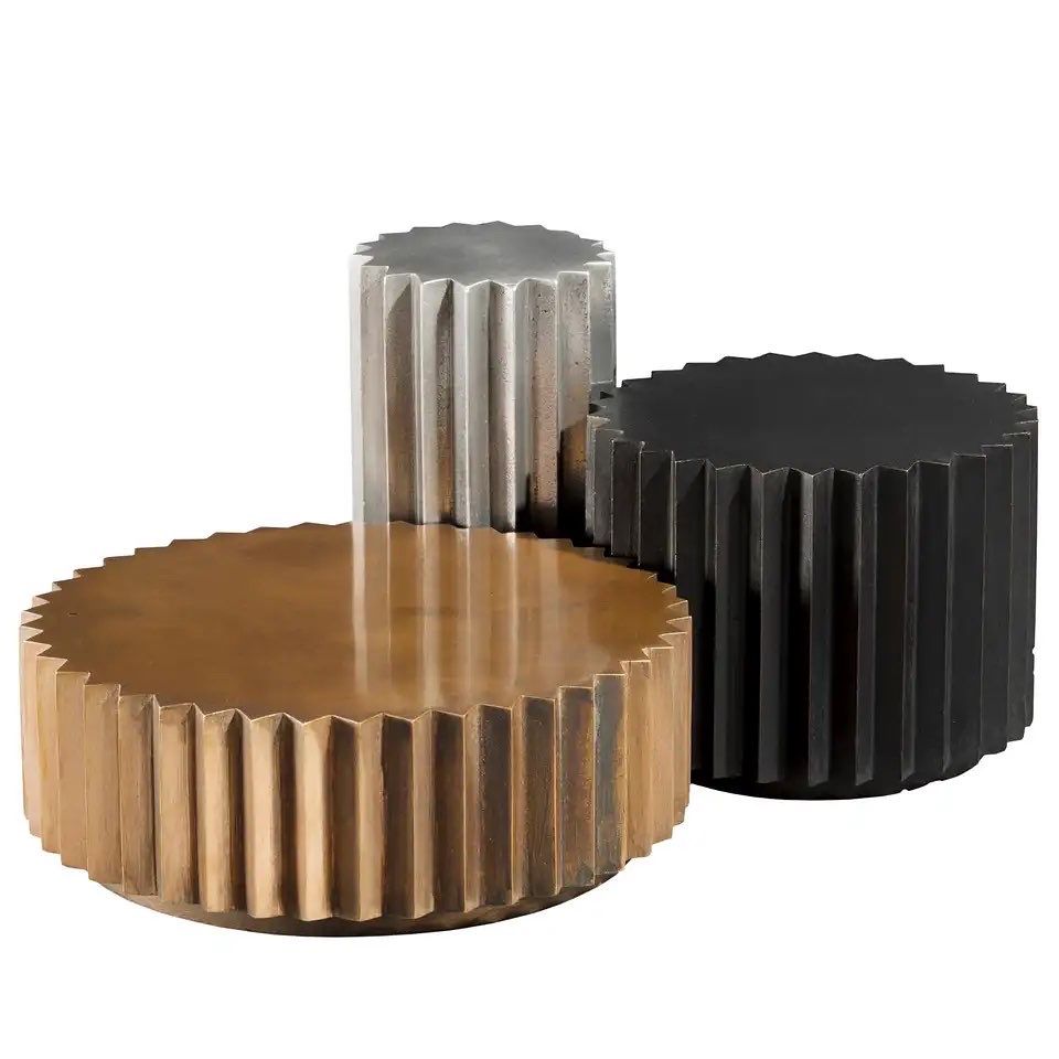 Curly Tops Table