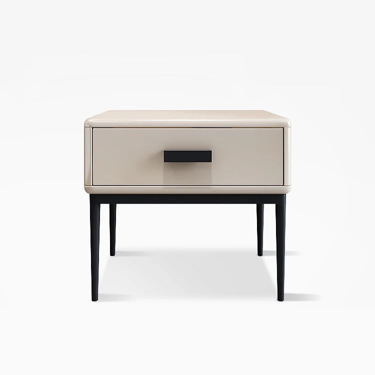 Penny Nightstand
