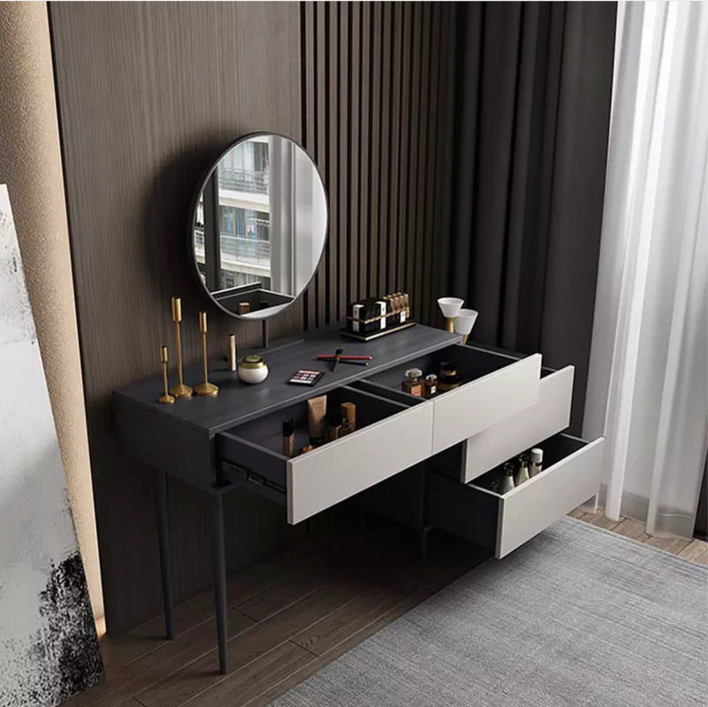 Nixon Dresser