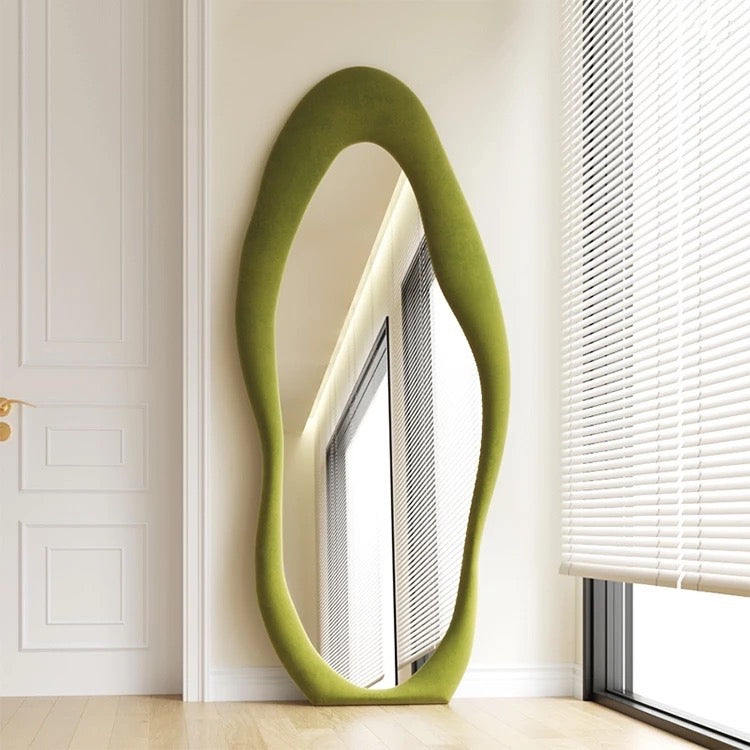 Portal Mirror