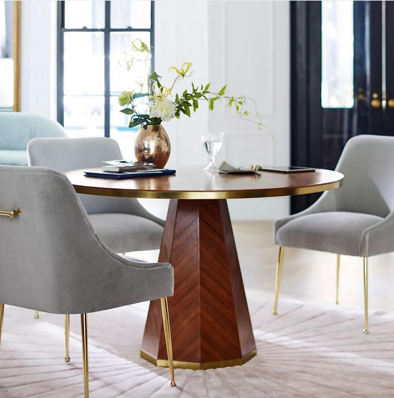 Hansel Dining Table