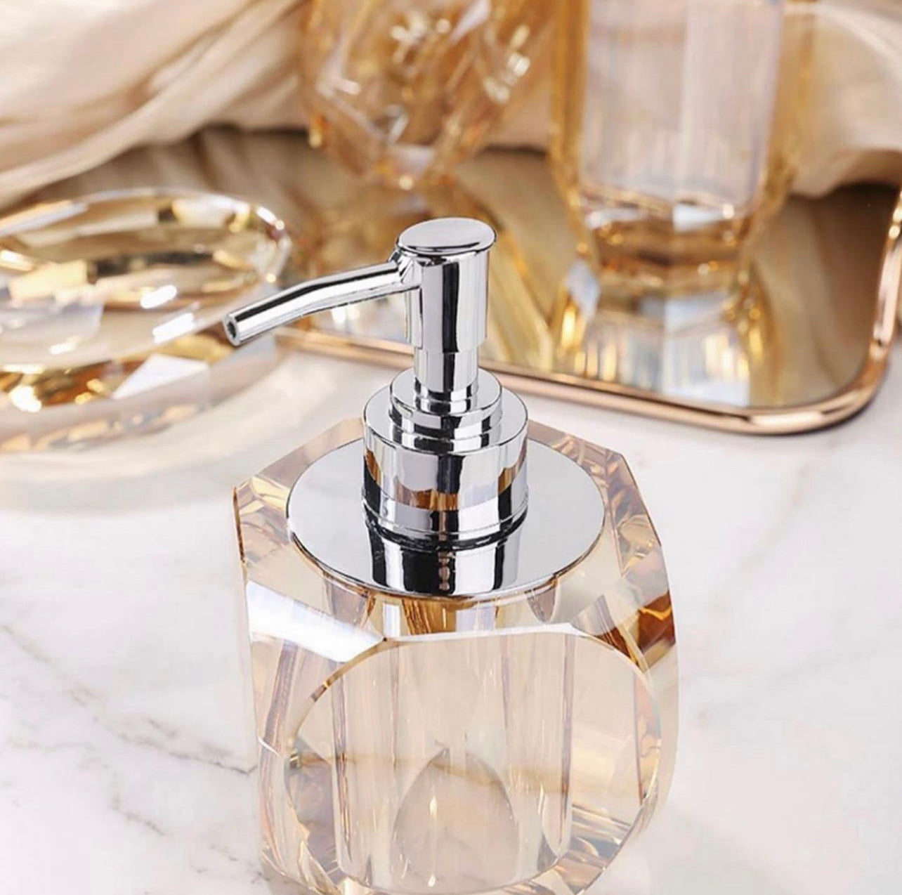 Tatania Crystal Bathware