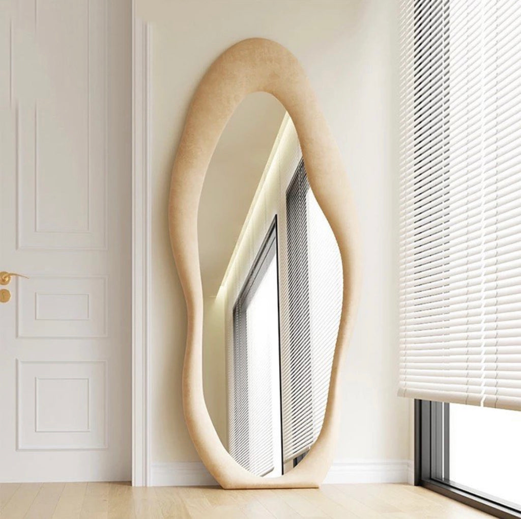 Portal Mirror
